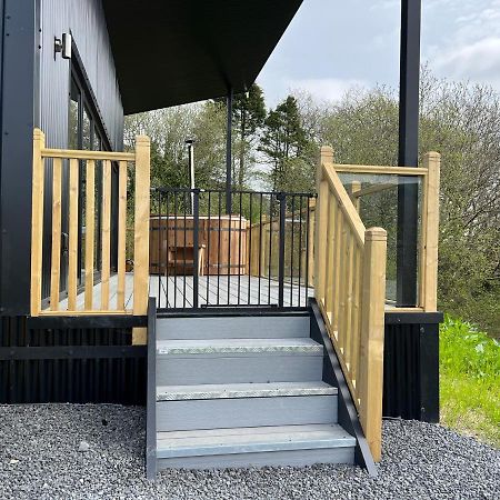 Luxury Lodge In The Treetops Llanbrynmair 外观 照片